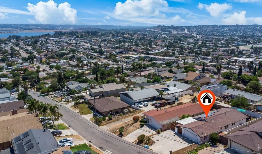 1210 Maria Ave, Spring Valley, CA 91977 - 3 Beds, 2 Bath