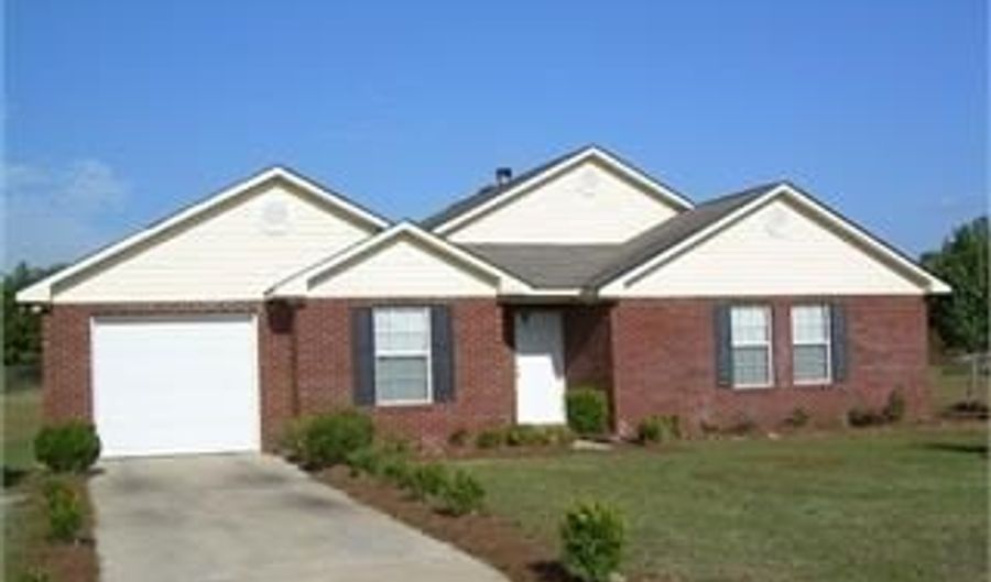2106 Kirkwood Dr, Albany, GA 31721 - 3 Beds, 2 Bath