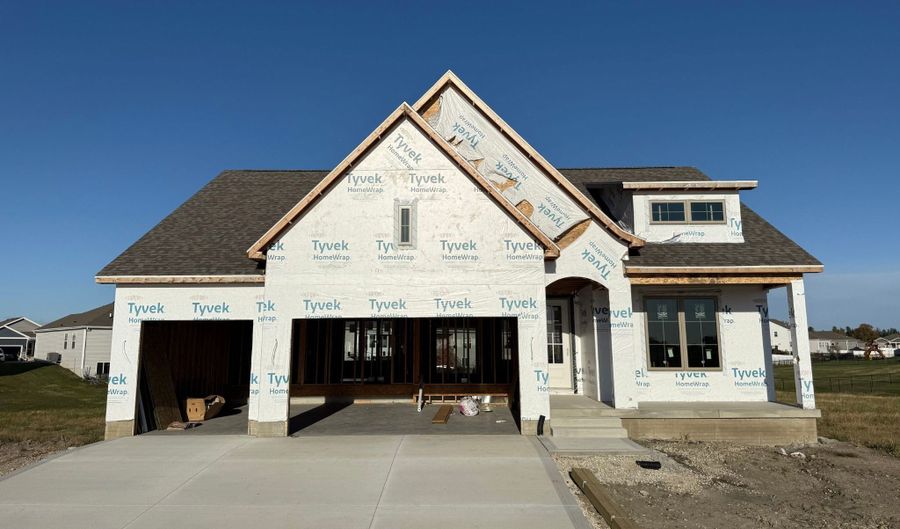 2603 10th Ave SE, Altoona, IA 50009 - 4 Beds, 3 Bath