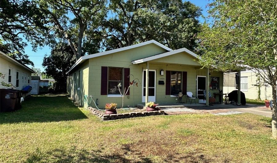 1404 DAVIDSON St, Orlando, FL 32804 - 3 Beds, 2 Bath