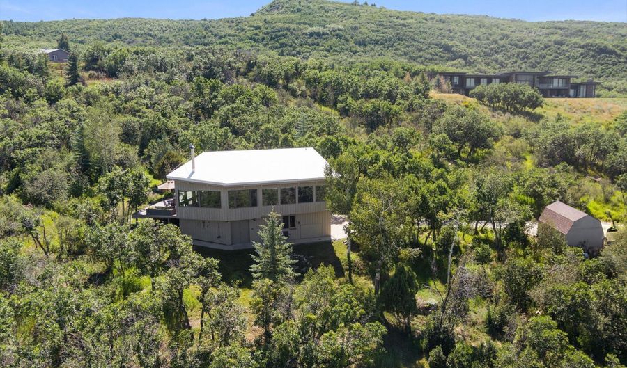 2227 Juniper Hill Rd, Aspen, CO 81611 - 3 Beds, 4 Bath