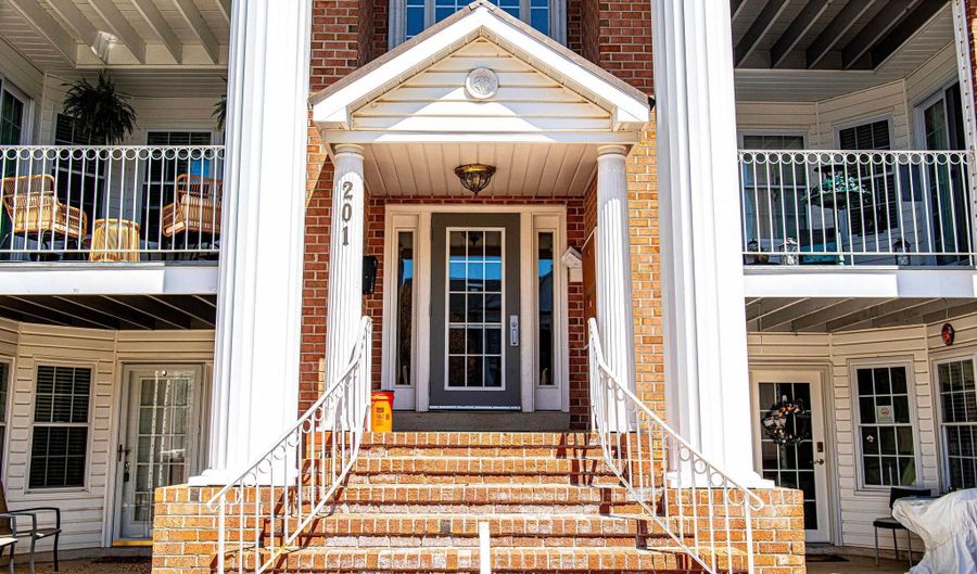 201 BURKWOOD Ct 201-3B, Bel Air, MD 21015 - 3 Beds, 2 Bath