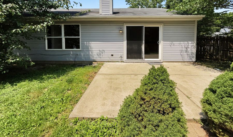 5553 Alcott Ln, Indianapolis, IN 46221 - 3 Beds, 2 Bath