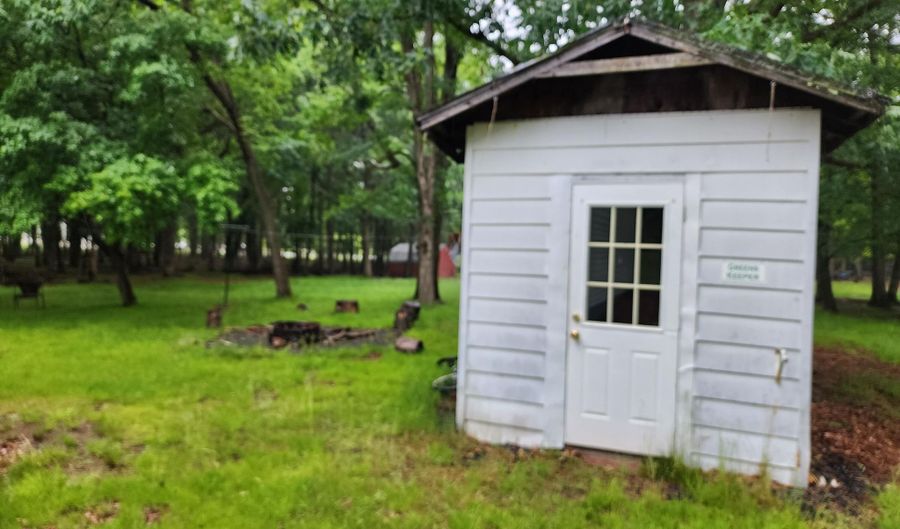 407 Mountain Rd, Albrightsville, PA 18210 - 2 Beds, 1 Bath