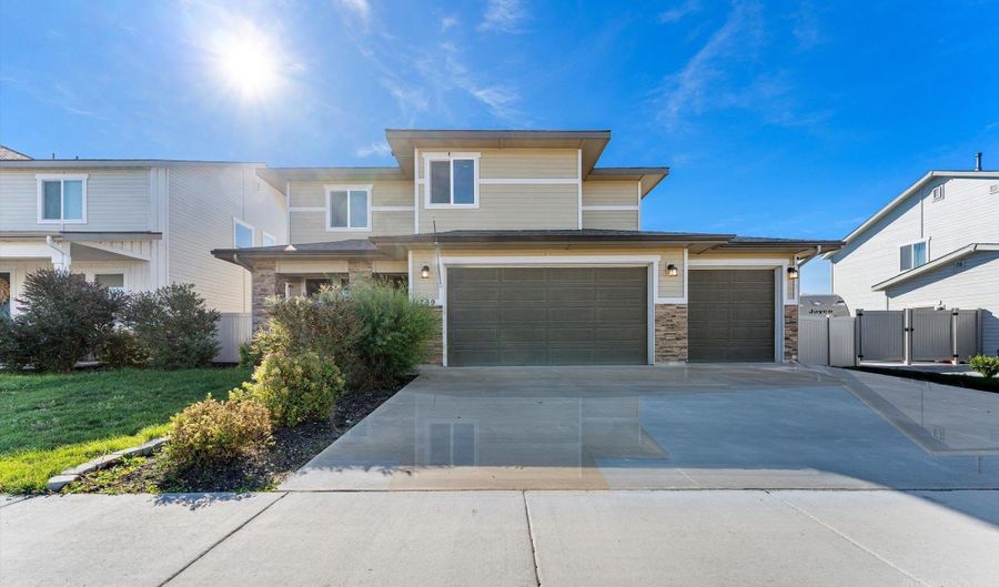11259 Sopris Loop, Caldwell, ID 83605 - 4 Beds, 3 Bath