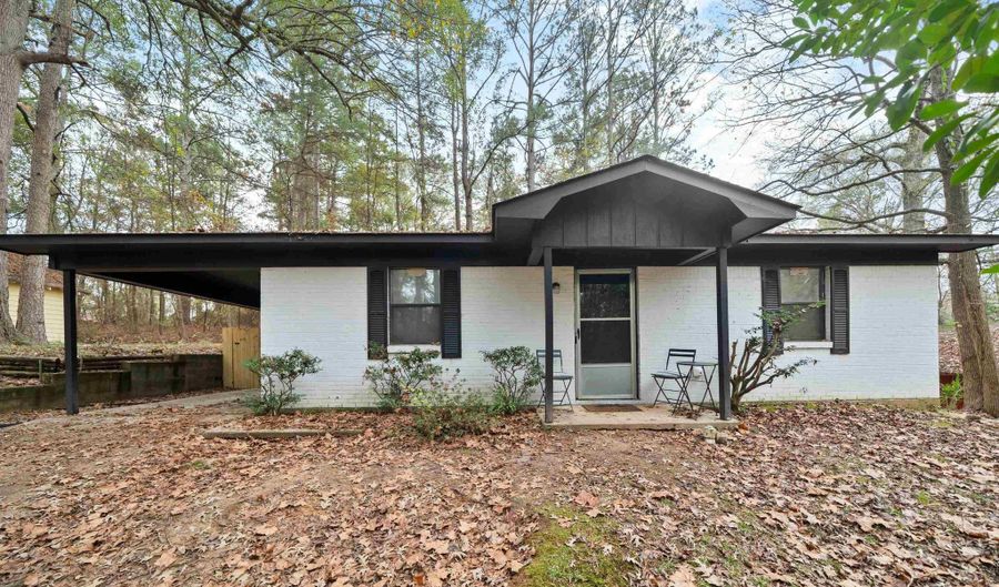 1613 O'Connell St, Arkadelphia, AR 71923 - 3 Beds, 1 Bath