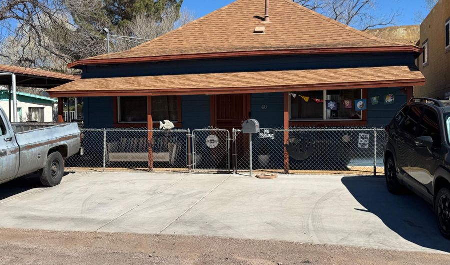 40 Cochise Row, Bisbee, AZ 85603 - 3 Beds, 2 Bath