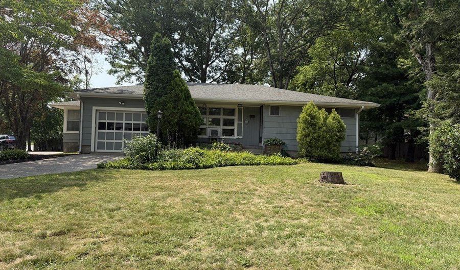 510 Thacher St, Attleboro, MA 02703 - 3 Beds, 2 Bath