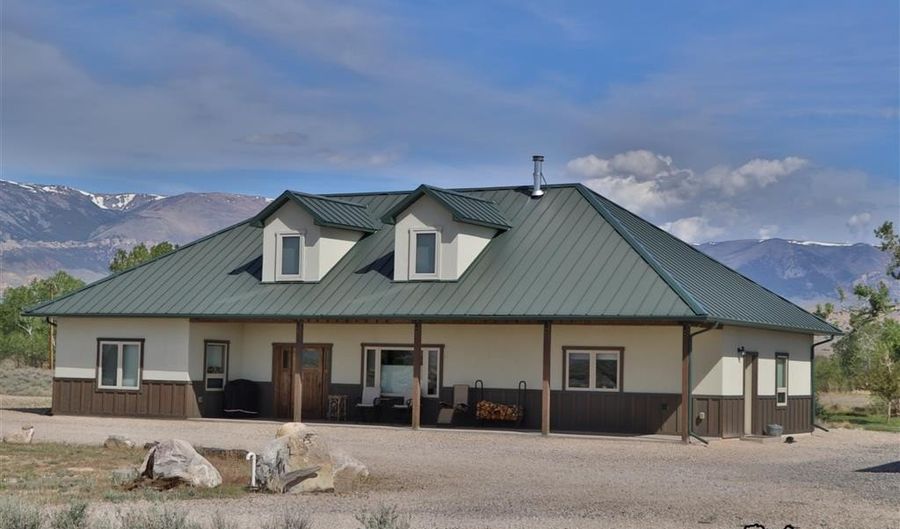 27 Teepee Ring Rd, Clark, WY 82435 - 3 Beds, 2 Bath