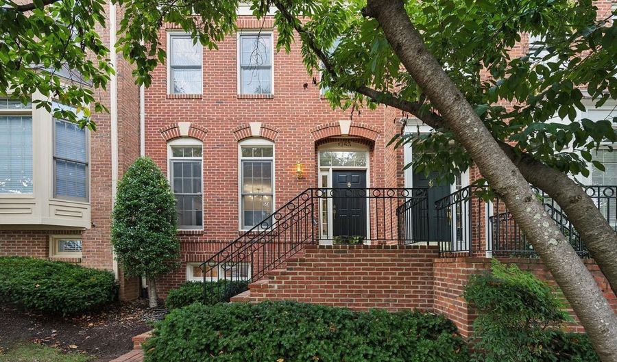 1753 22ND St N, Arlington, VA 22209 - 3 Beds, 3 Bath