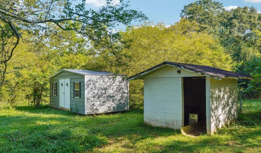 1277 4th Ave, Auburn, GA 30011 - 3 Beds, 2 Bath