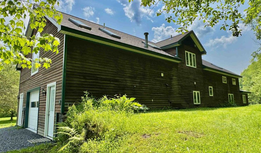 221 Plateau Rd, Calais, VT 05650 - 3 Beds, 3 Bath