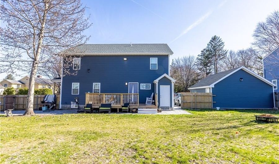 14 S Fairview St, Johnston, RI 02919 - 4 Beds, 3 Bath