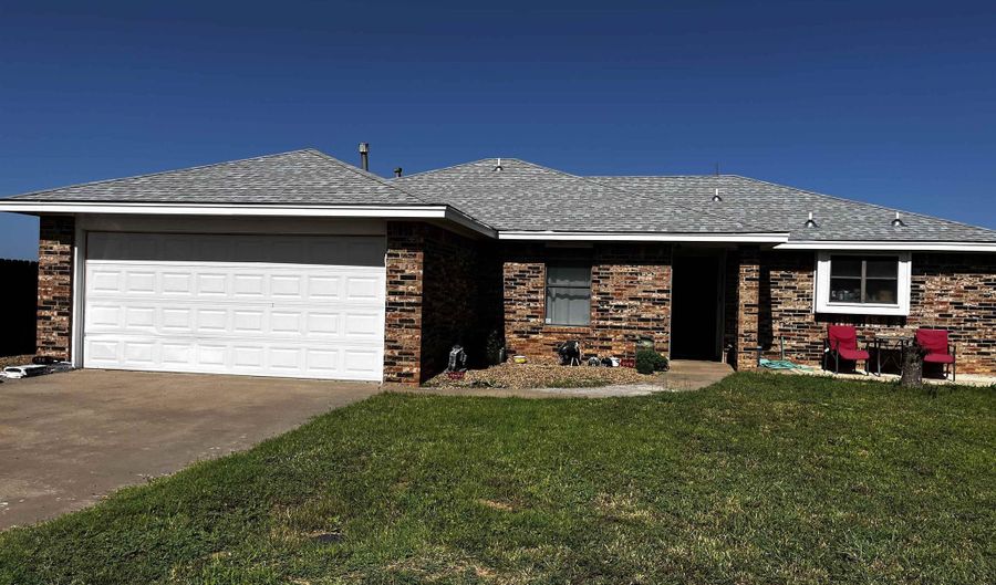 515 Avenue N, Beaver, OK 73932 - 3 Beds, 2 Bath