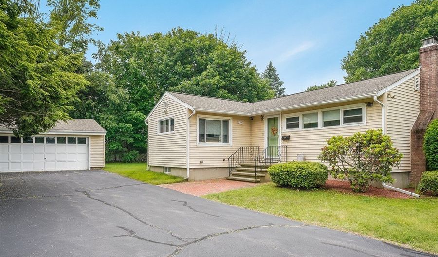 177 Elm St, Andover, MA 01810 - 3 Beds, 2 Bath
