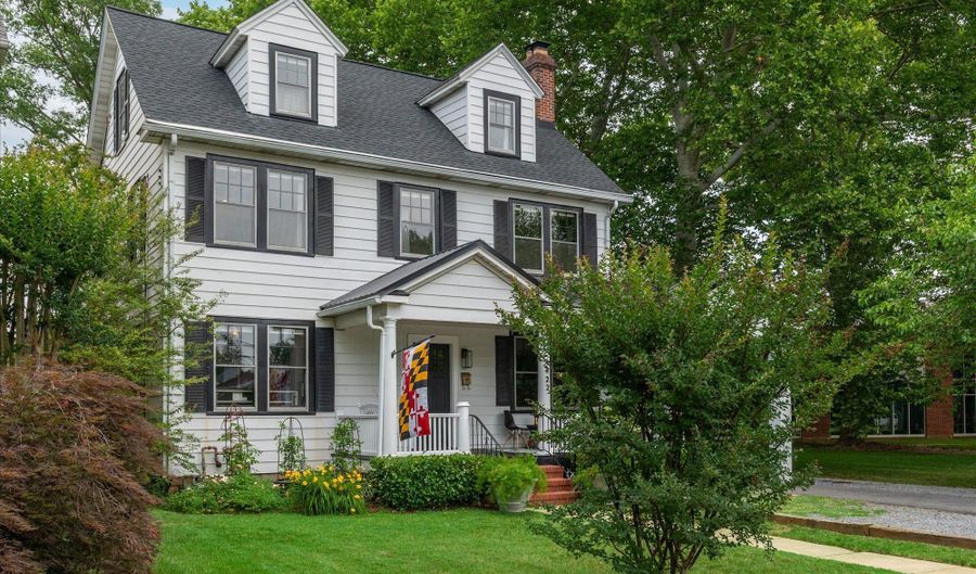 1422 WEST St, Annapolis, MD 21401 - 8 Beds, 4 Bath
