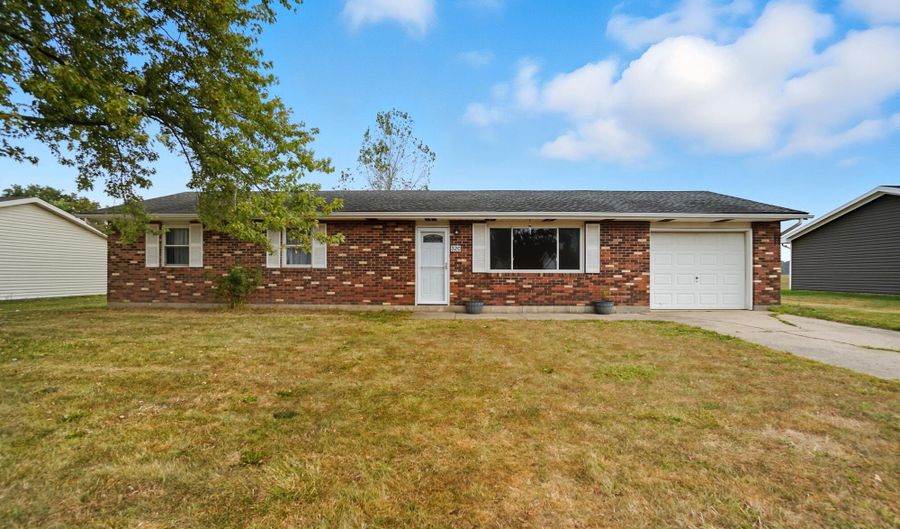 320 Mill St, Anna, OH 45302 - 3 Beds, 1 Bath