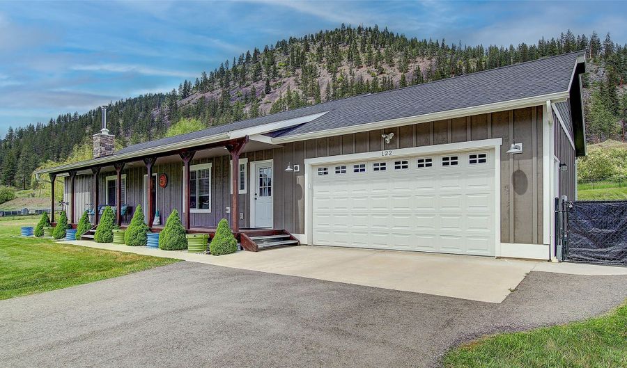 122 Bernie Rd, Alberton, MT 59820 - 3 Beds, 2 Bath