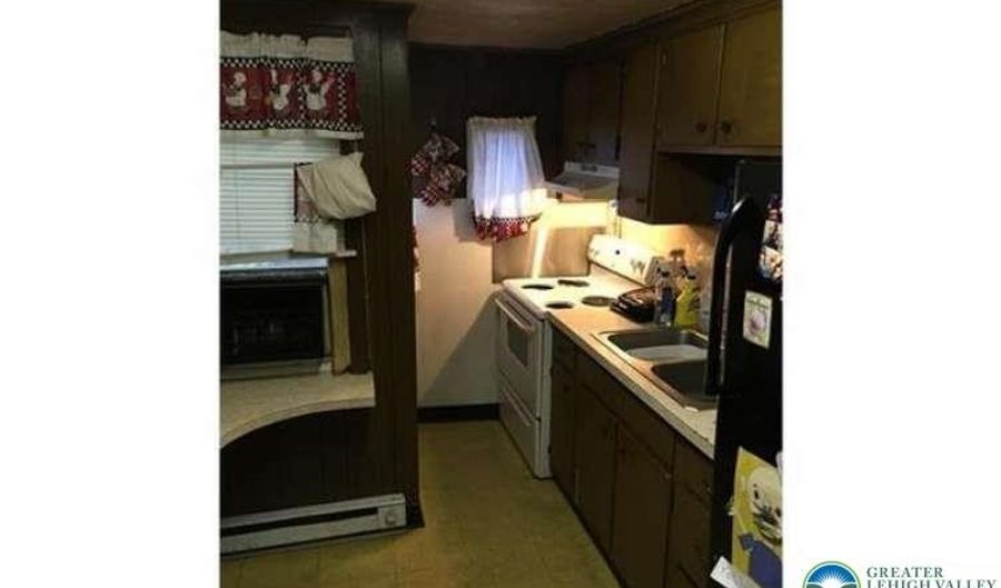 514 N Hazel St, Allentown, PA 18102 - 3 Beds, 1 Bath