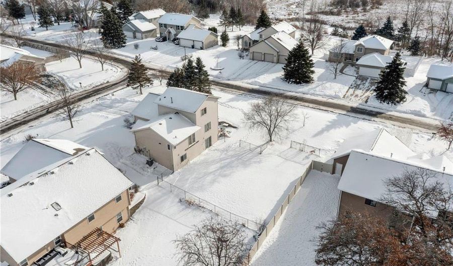 15160 Quicksilver St NW, Anoka, MN 55303 - 3 Beds, 3 Bath