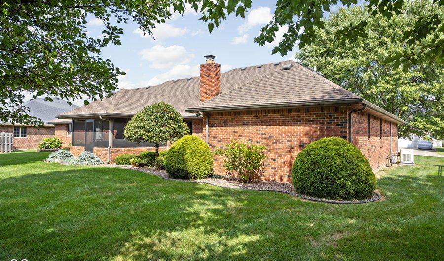 839 Deerfield Rd, Anderson, IN 46012 - 3 Beds, 2 Bath