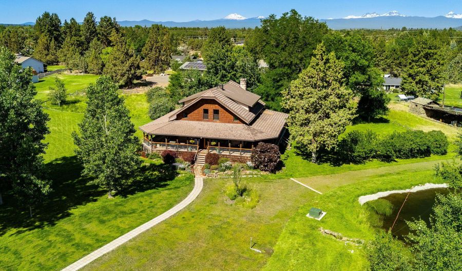 61900 Anker Ln, Bend, OR 97702 - 4 Beds, 4 Bath