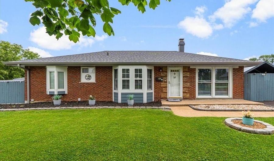 9513 Sequoia Ct, Affton, MO 63123 - 4 Beds, 2 Bath