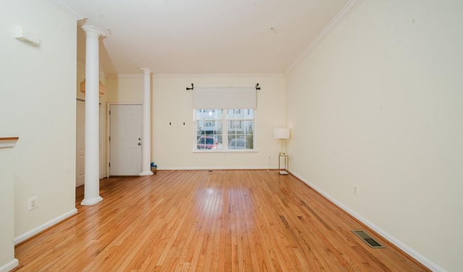 714 KIRKCALDY Way, Abingdon, MD 21009 - 3 Beds, 3 Bath