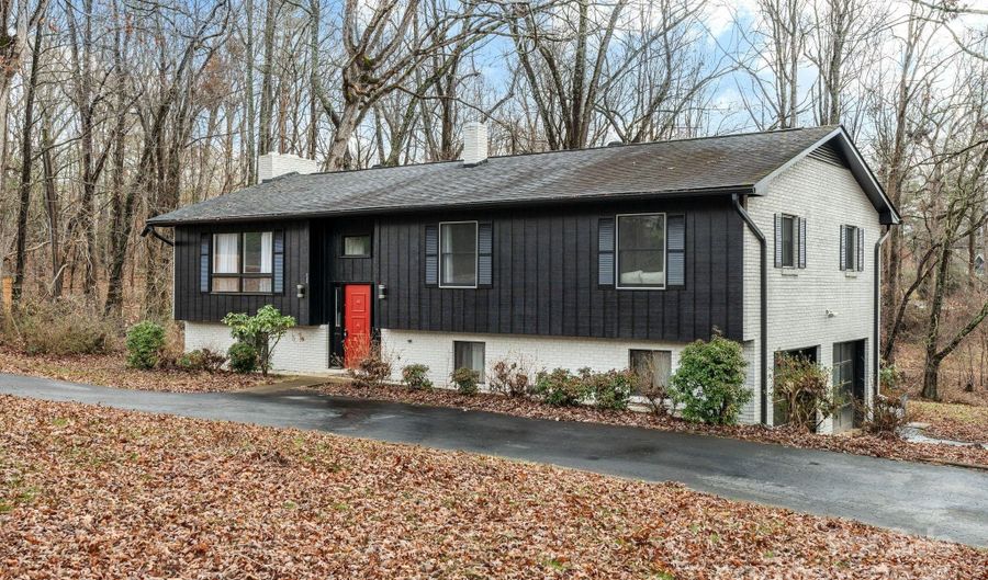 238 Ledbetter Rd, Arden, NC 28704 - 3 Beds, 3 Bath
