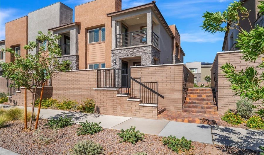894 Cadence View Way, Henderson, NV 89011 - 4 Beds, 3 Bath