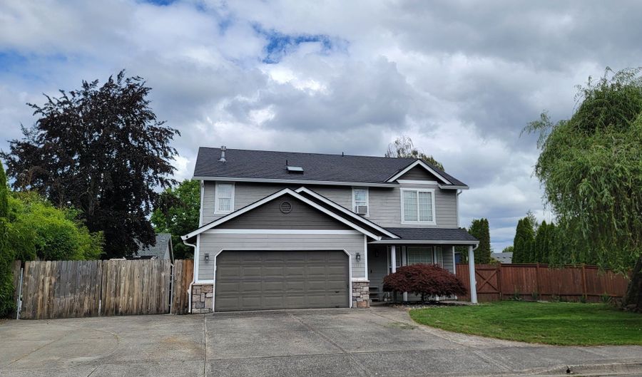 1301 NW 4TH Ave, Battle Ground, WA 98604 - 5 Beds, 3 Bath