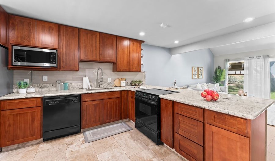 44-130 5 Mui Pl 2605, Kaneohe, HI 96744 - 2 Beds, 2 Bath