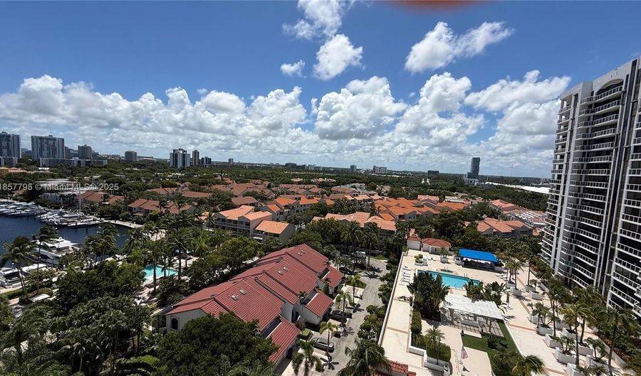 3610 Yacht Club Dr 1214, Aventura, FL 33180 - 2 Beds, 2 Bath