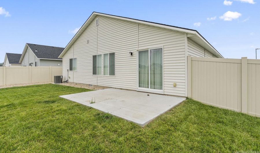 19545 Newell Way, Caldwell, ID 83605 - 3 Beds, 2 Bath