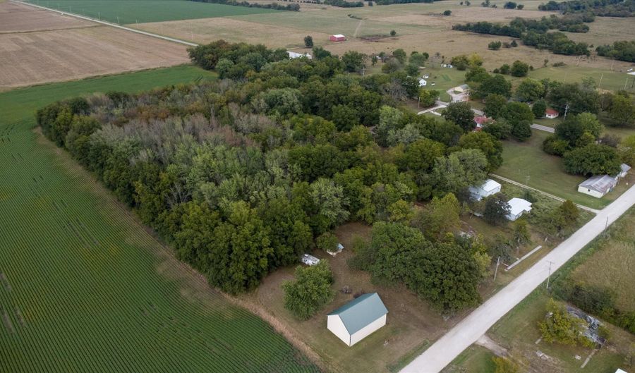 11 W Dade 22, Arcola, MO 65603 - 0 Beds, 0 Bath