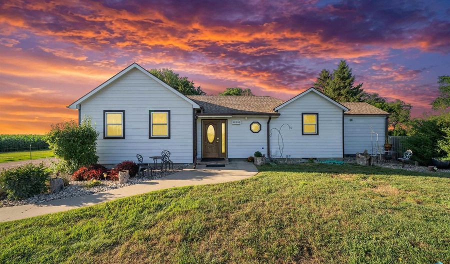 48246 264th St, Brandon, SD 57005 - 3 Beds, 1 Bath