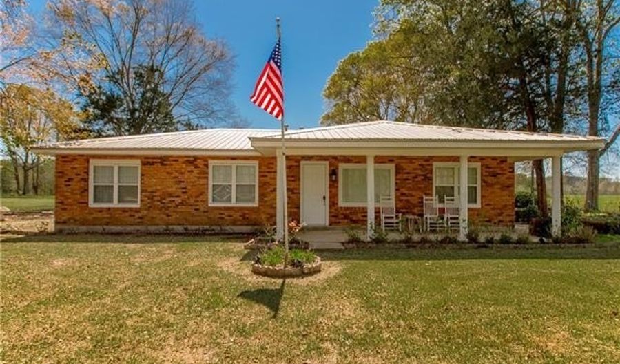 59138 SPRING VALLEY Rd, Bogalusa, LA 70427 - 4 Beds, 2 Bath