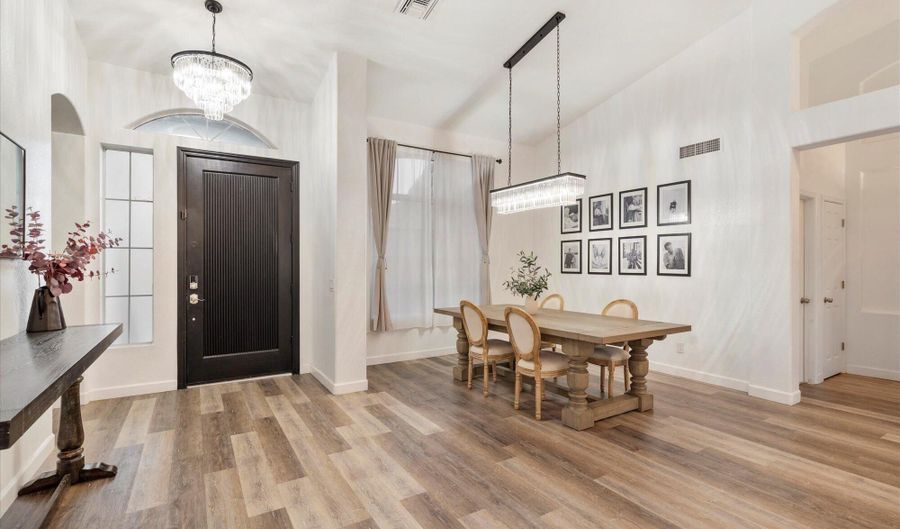 11526 W PALM BROOK Dr, Avondale, AZ 85392 - 3 Beds, 2 Bath