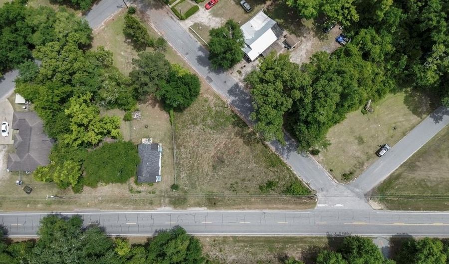 927 5th Ave, Bainbridge, GA 39817 - 0 Beds, 0 Bath