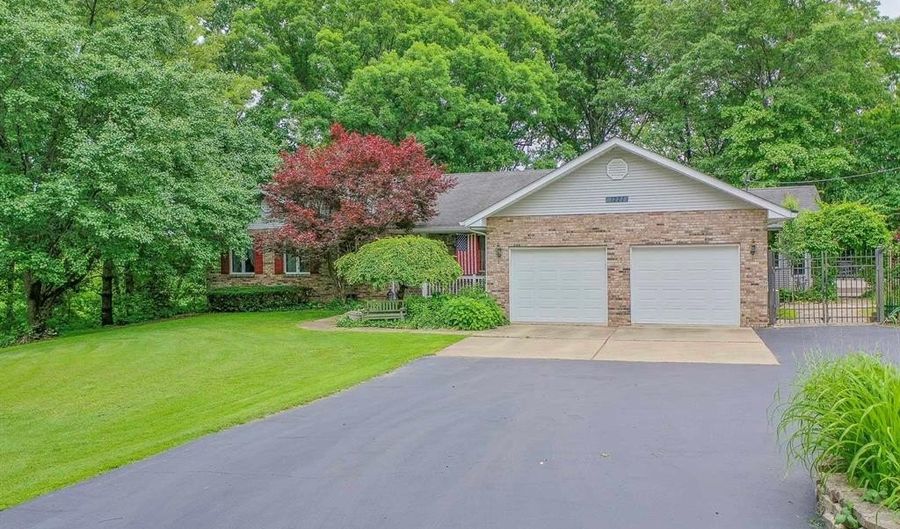1221 Bridge Park Dr, Alton, IL 62002 - 4 Beds, 3 Bath