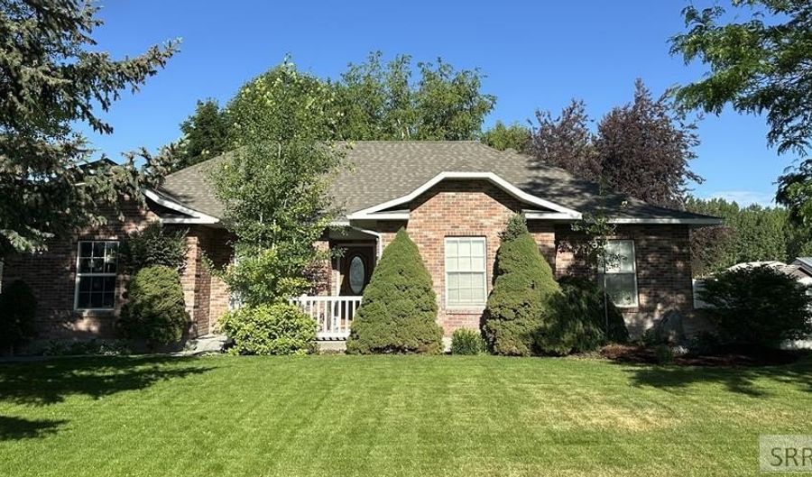 22 N 100 W, Blackfoot, ID 83221 - 4 Beds, 3 Bath