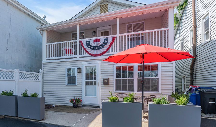 509 8th Ave Rear, Belmar, NJ 07719 - 1 Beds, 2 Bath