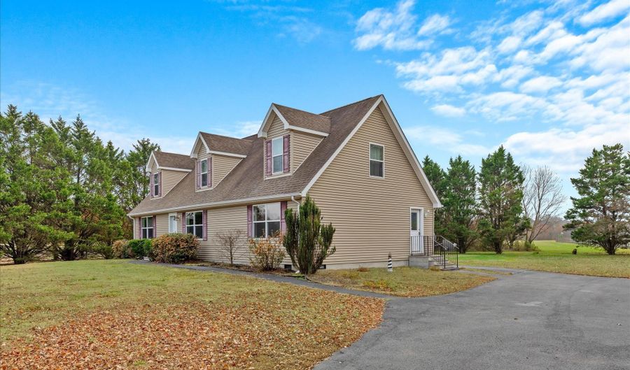 12454 MIREY BRANCH Rd, Laurel, DE 19956 - 3 Beds, 2 Bath