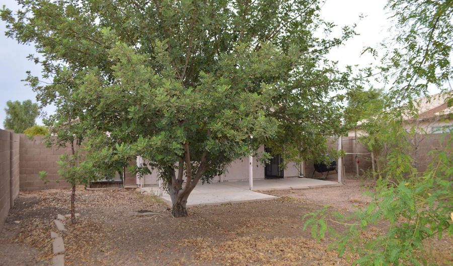 2279 W 20TH Ave, Apache Junction, AZ 85120 - 2 Beds, 1 Bath