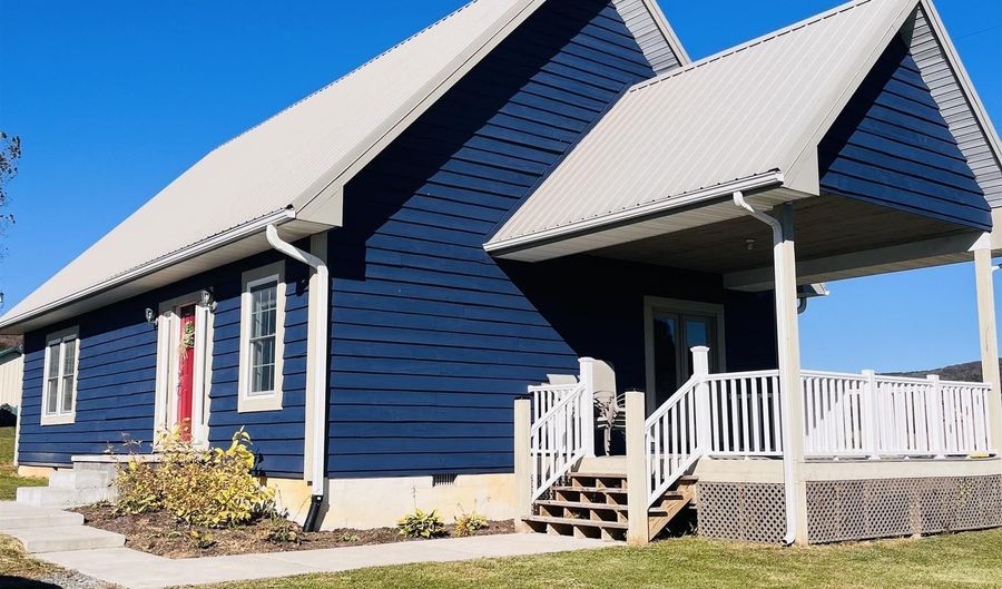 74 Substation Dr, Aurora, WV 26705 - 3 Beds, 2 Bath