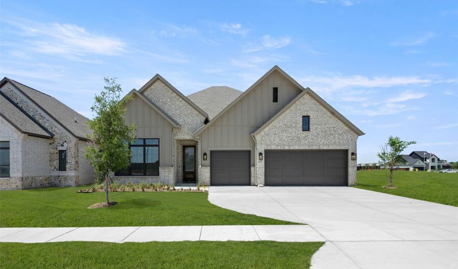 317 Fire Blade Dr, Aledo, TX 76008 - 4 Beds, 4 Bath