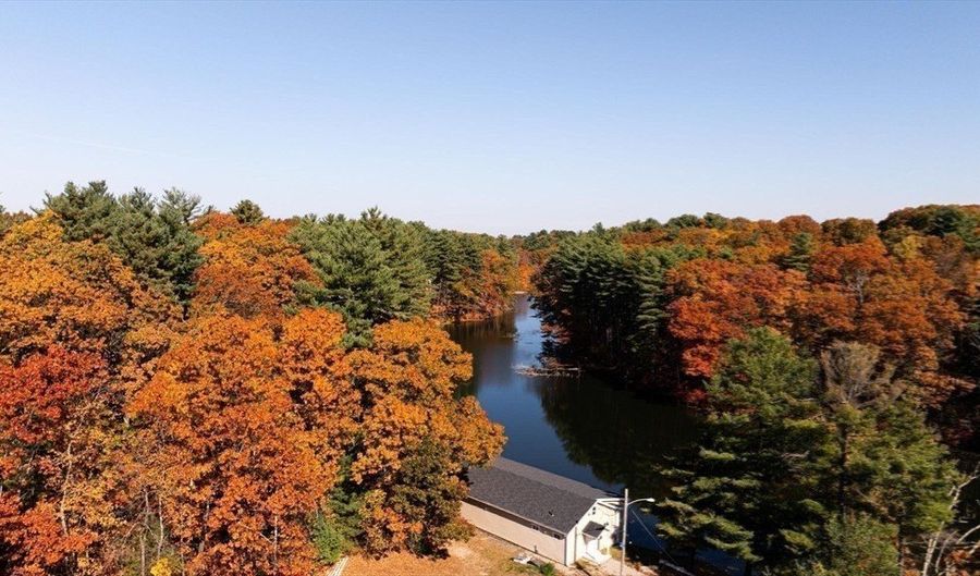 751 Washington St 22, Auburn, MA 01501 - 2 Beds, 1 Bath