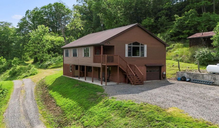 18421 LOWER GEORGES CREEK Rd SW, Barton, MD 21521 - 3 Beds, 4 Bath