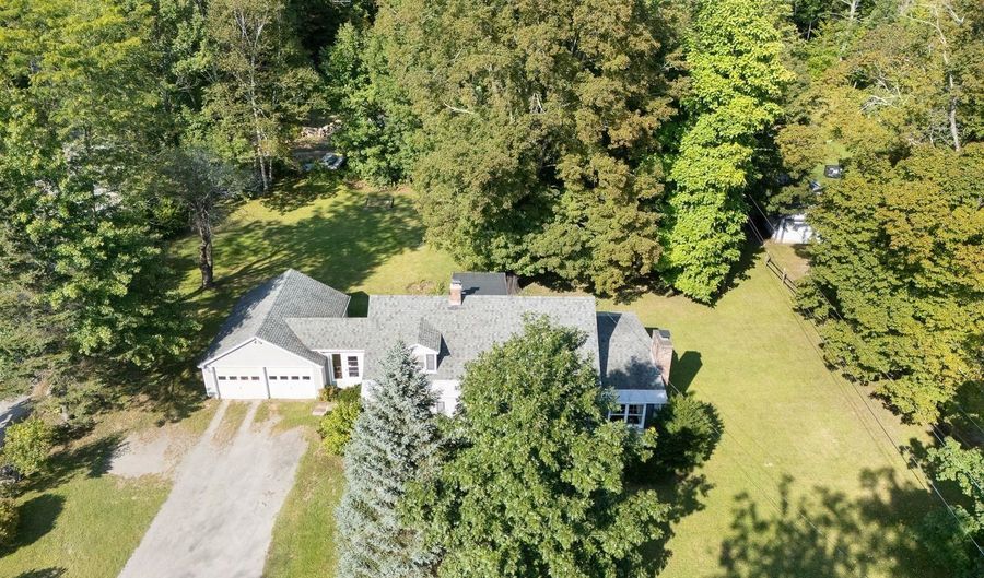 1089 Marlboro Rd, Brattleboro, VT 05301 - 3 Beds, 2 Bath