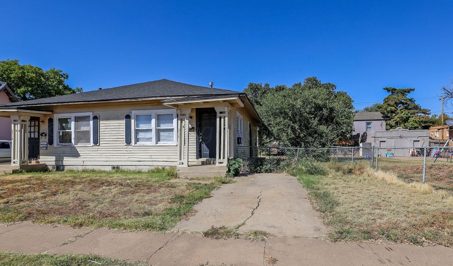 2216 S POLK St, Amarillo, TX 79109 - 2 Beds, 1 Bath